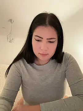 clairewntr online show from 01-19-25, 10:39