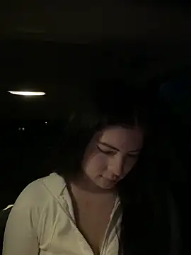 clairewntr online show from 02-18-25, 05:42