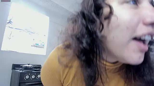 Snapshot of carmesix chatting on 10-30-25, 01:31 carmesix online show from 10-30-25, 01:31