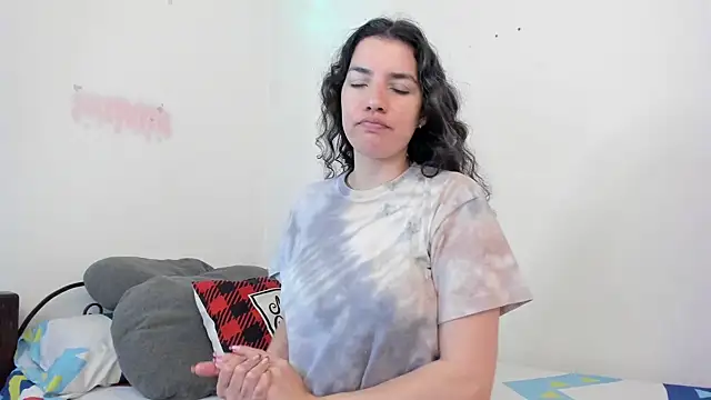 Snapshot of carmesix chatting on 12-03-24, 08:44 carmesix online show from 12-03-24, 08:44