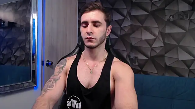 Snapshot of Latino_stud4u chatting on 10-13-25, 09:16 Latino stud4u online show from 10-13-25, 09:16