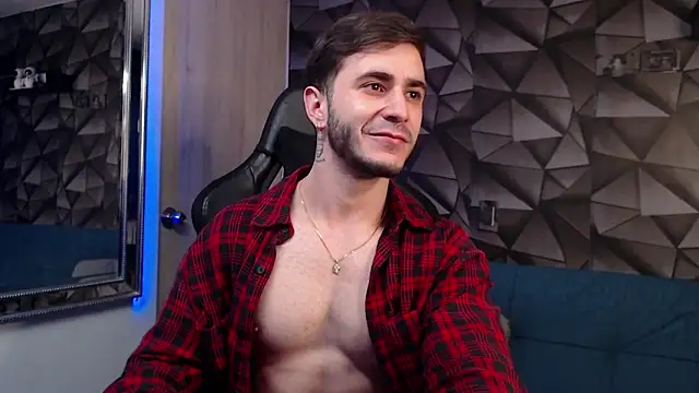 Latino stud4u online show from 11-25-25, 03:29