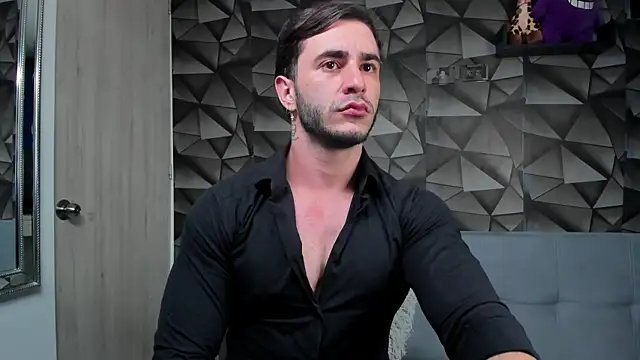 Latino stud4u online show from 03-05-26, 04:20