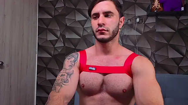 Latino stud4u online show from 03-27-26, 02:09