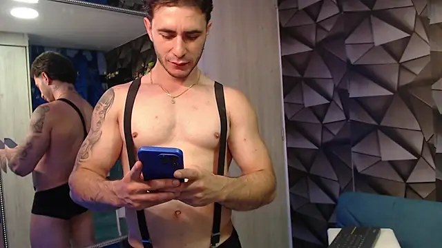 Snapshot of Latino_stud4u chatting on 02-07-25, 11:13 Latino stud4u online show from 02-07-25, 11:13