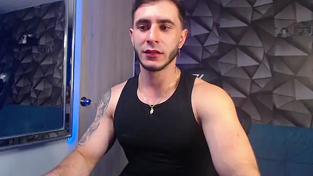 Snapshot of Latino_stud4u chatting on 10-22-25, 11:03 Latino stud4u online show from 10-22-25, 11:03