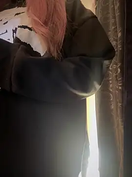  Danna online show from 11-14-25, 01:09