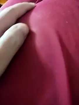 LovlyAnnie online show from 11-17-25, 10:08