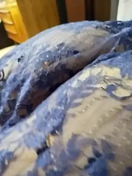 LovlyAnnie online show from 12-03-25, 05:41