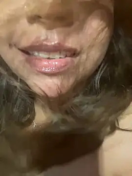 Snapshot of pimenta_gaby chatting on 02-25-25, 11:10 pimenta gaby online show from 02-25-25, 11:10