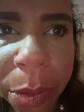 Snapshot of pimenta_gaby chatting on 02-18-25, 11:11 pimenta gaby online show from 02-18-25, 11:11