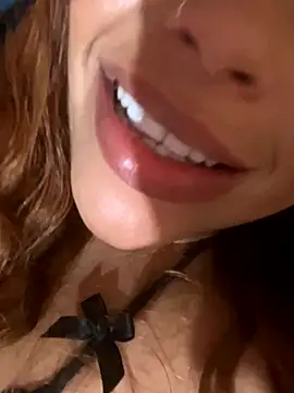 Snapshot of pimenta_gaby chatting on 11-25-25, 02:45 pimenta gaby online show from 11-25-25, 02:45