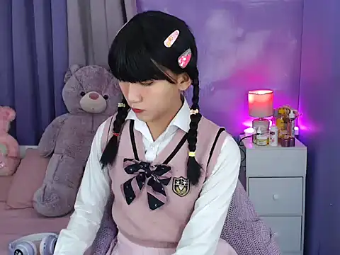 Snapshot of urlovelyfreya chatting on 10-10-25, 05:03 urlovelyfreya online show from 10-10-25, 05:03