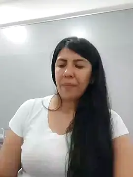 aisha latina online show from 02-27-25, 03:48