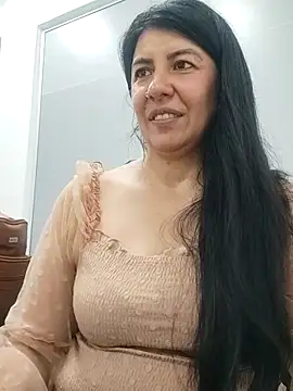 aisha latina online show from 03-04-25, 03:59