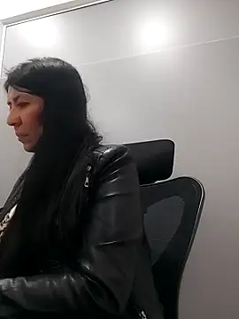 aisha latina online show from 03-07-25, 03:49