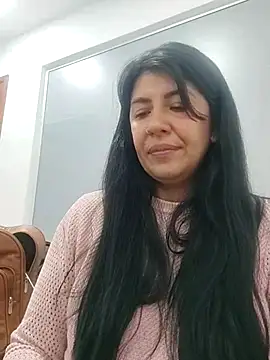 aisha latina online show from 03-11-25, 03:45