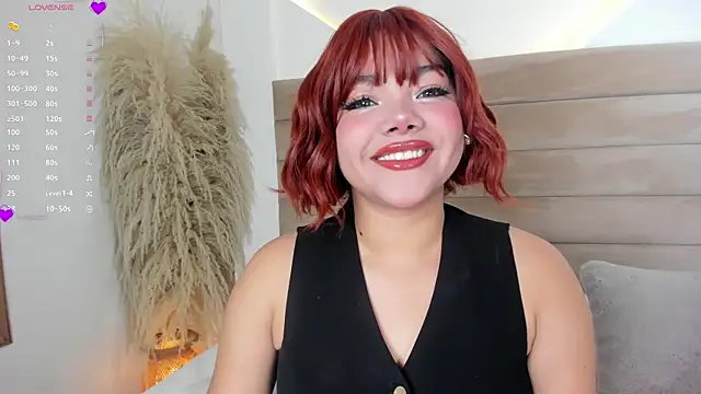 ValerieDiaz  online show from 10-25-25, 12:28