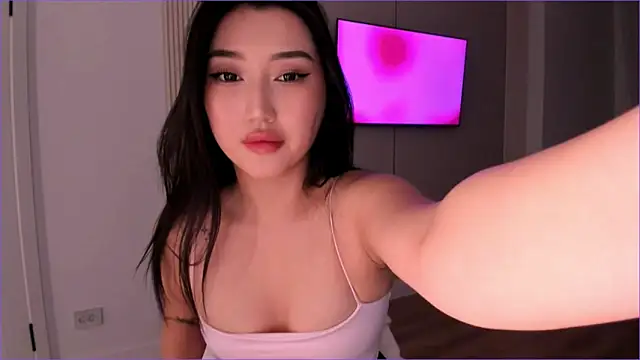 Snapshot of jin__ray chatting on 02-15-26, 01:32 jin ray online show from 02-15-26, 01:32