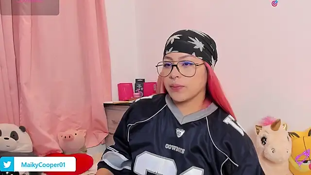 Snapshot of SophieRossi chatting on 02-24-26, 03:29 SophieRossi online show from 02-24-26, 03:29