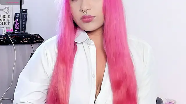 Snapshot of SophieRossi chatting on 03-14-26, 08:48 SophieRossi online show from 03-14-26, 08:48