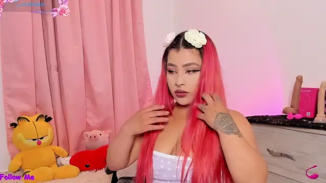 Snapshot of SophieRossi chatting on 02-20-26, 03:25 SophieRossi online show from 02-20-26, 03:25