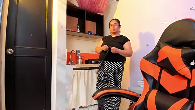 agathaxxx-69 online show from 03-24-26, 07:58