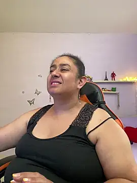 Snapshot of agathaxxx-69 chatting on 05-07-26, 08:23 agathaxxx-69 online show from 05-07-26, 08:23