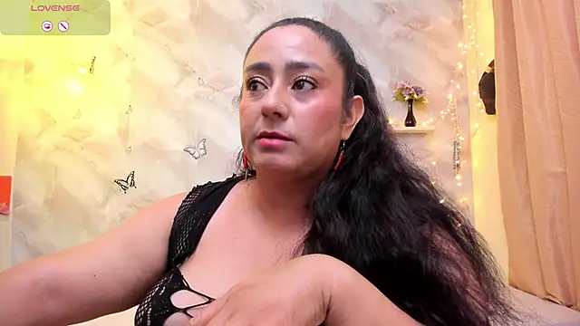 agathaxxx-69 online show from 11-09-25, 07:40