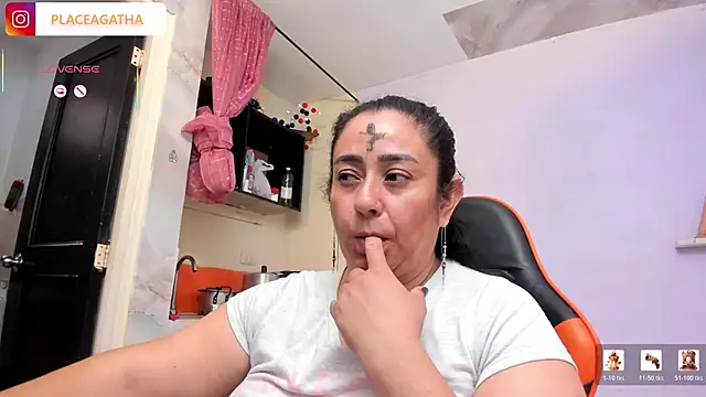 agathaxxx-69 online show from 02-18-26, 06:04