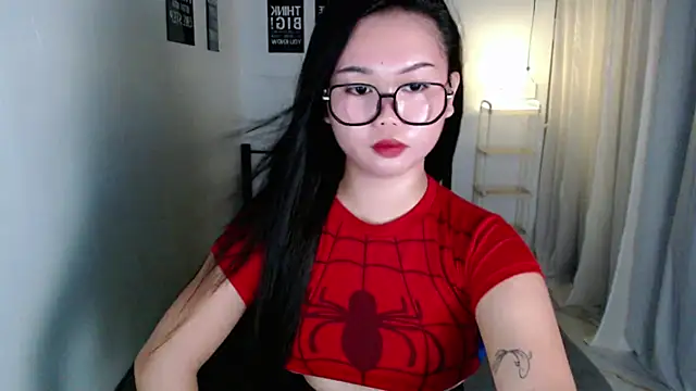 Snapshot of Vivorey_Leighn chatting on 07-05-26, 05:42 Vivorey Leighn online show from 07-05-26, 05:42