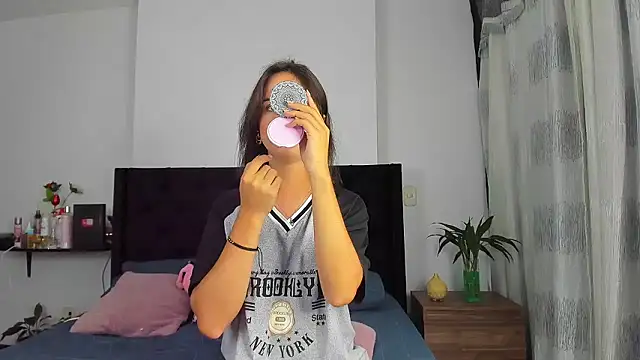 AndreaStivens online show from 10-08-25, 11:23