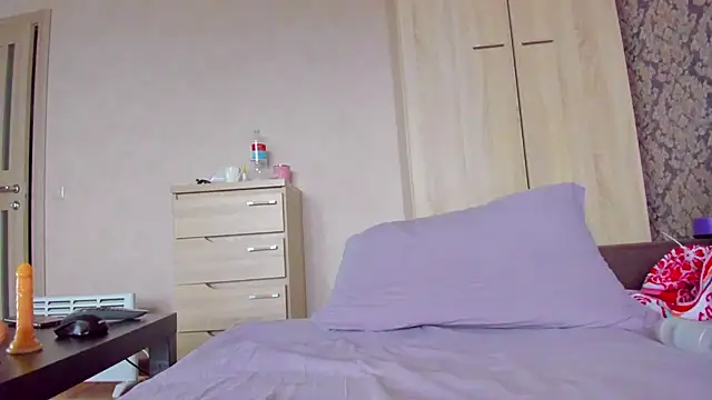 Snapshot of volcano27 chatting on 12-30-24, 11:15 volcano27 online show from 12-30-24, 11:15