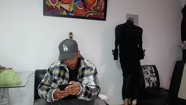 Snapshot of Black_hot266 chatting on 10-18-25, 01:57 Black hot266 online show from 10-18-25, 01:57