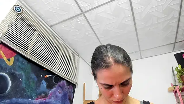 mariecam420 online show from 06-10-26, 02:02
