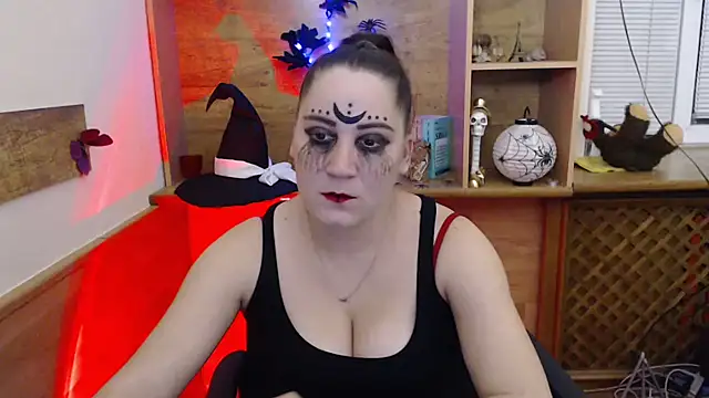 JosieJun  online show from 10-31-25, 09:43