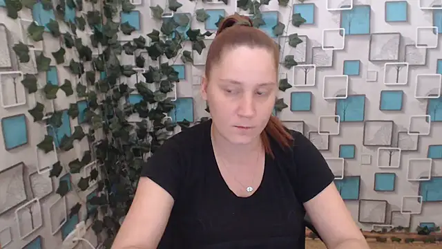 JosieJun  online show from 09-17-25, 06:32