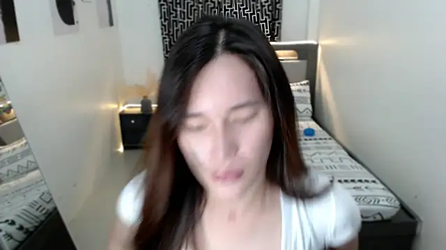 AmazingLuchie online show from 12-18-25, 06:07