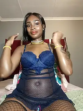 Snapshot of HoneyDropsX chatting on 10-02-25, 12:03 HoneyDropsX online show from 10-02-25, 12:03