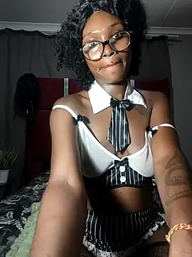 Snapshot of HoneyDropsX chatting on 03-02-25, 08:35 HoneyDropsX online show from 03-02-25, 08:35