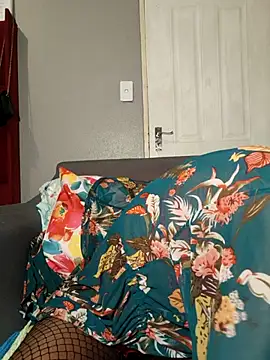 HoneyDropsX online show from 05-24-26, 03:45