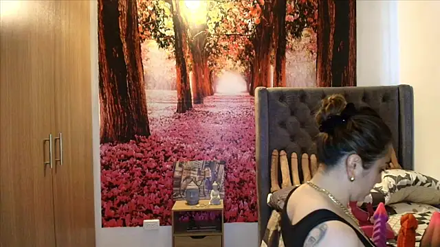 sofia23dirty online show from 12-17-25, 05:51