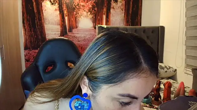 Snapshot of sofia23dirty chatting on 02-12-26, 10:53 sofia23dirty online show from 02-12-26, 10:53