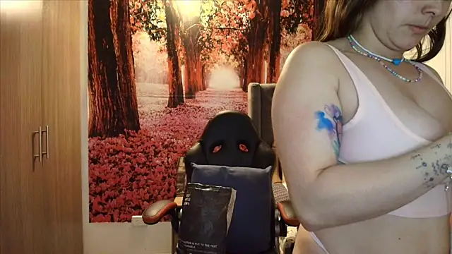 Snapshot of sofia23dirty chatting on 02-23-26, 10:43 sofia23dirty online show from 02-23-26, 10:43