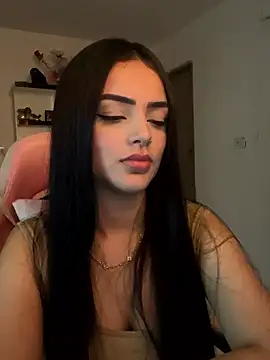 Snapshot of anniehart chatting on 01-16-26, 01:31 anniehart online show from 01-16-26, 01:31