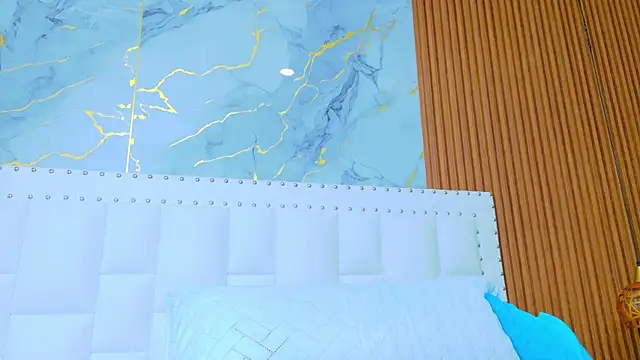 Snapshot of IrresistibleMilf chatting on 10-16-25, 12:35 IrresistibleMilf online show from 10-16-25, 12:35