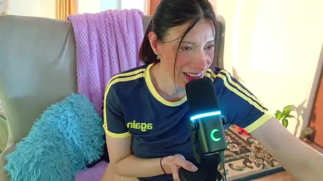 magali 19 online show from 05-30-26, 09:42
