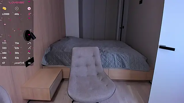 Aquilaris  online show from 02-26-25, 06:04