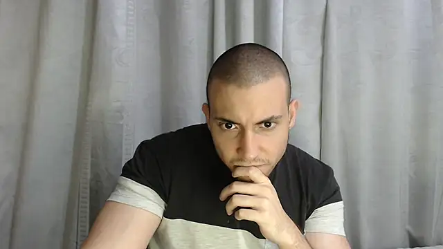 Armando 2002 online show from 10-02-25, 02:59