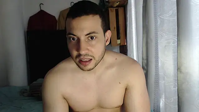 Armando 2002 online show from 07-18-26, 06:49
